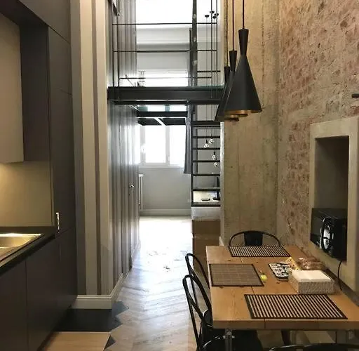 Dezza Loft *
