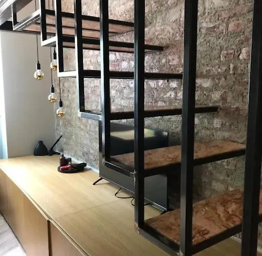 Dezza Loft Апартаменты *